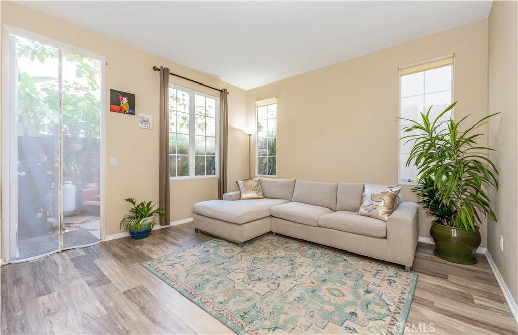 Irvine, CA 92620,80 Great
