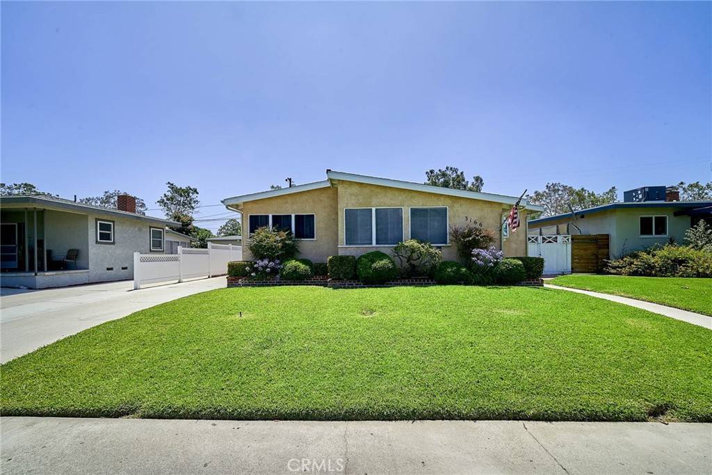 Long Beach, CA 90808,3166 Senasac AVE