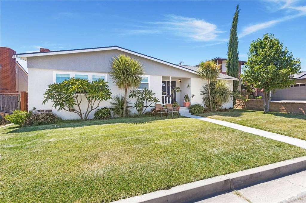 La Habra, CA 90631,429 S Colfax ST