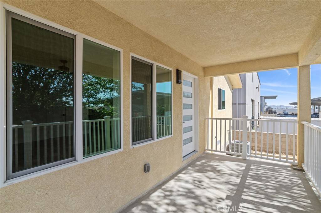 Fontana, CA 92335,14815 Country LN #2