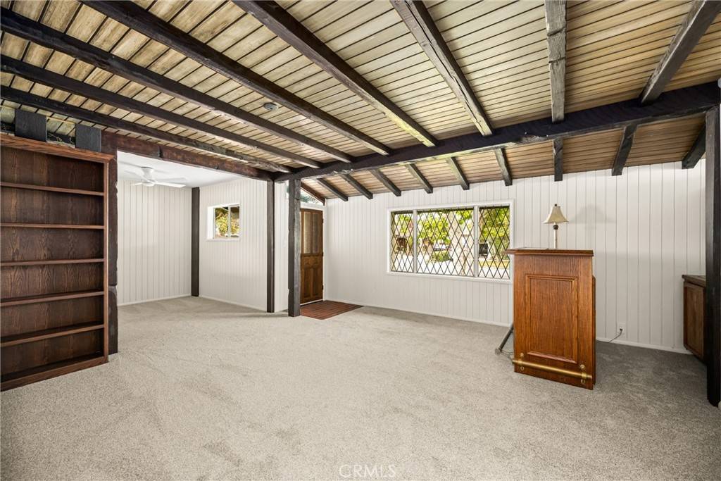 Long Beach, CA 90808,4722 Whitewood AVE