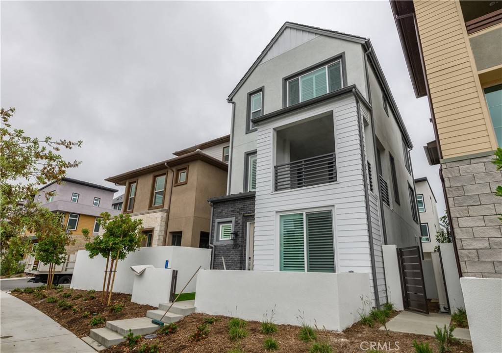 210 Abacus, Irvine, CA 92618