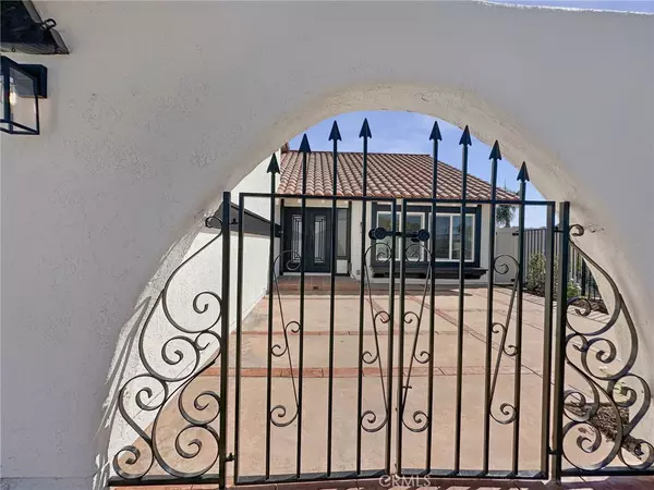 Mission Viejo, CA 92691,26862 Salazar DR