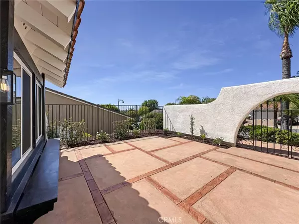 Mission Viejo, CA 92691,26862 Salazar DR