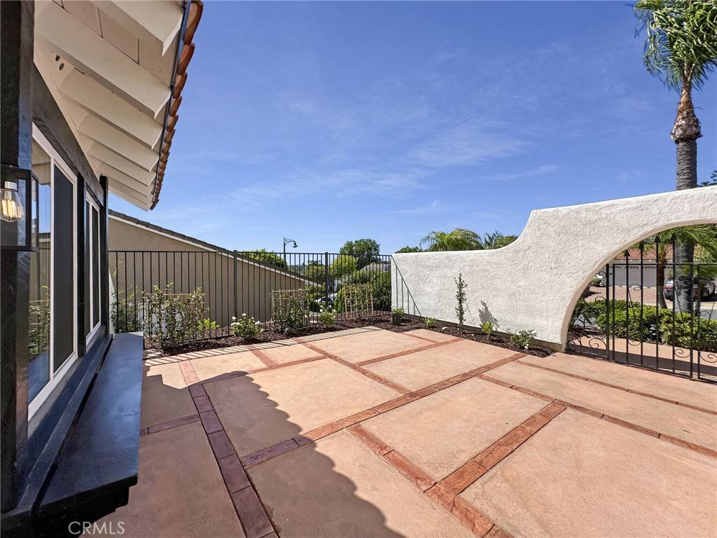 Mission Viejo, CA 92691,26862 Salazar DR