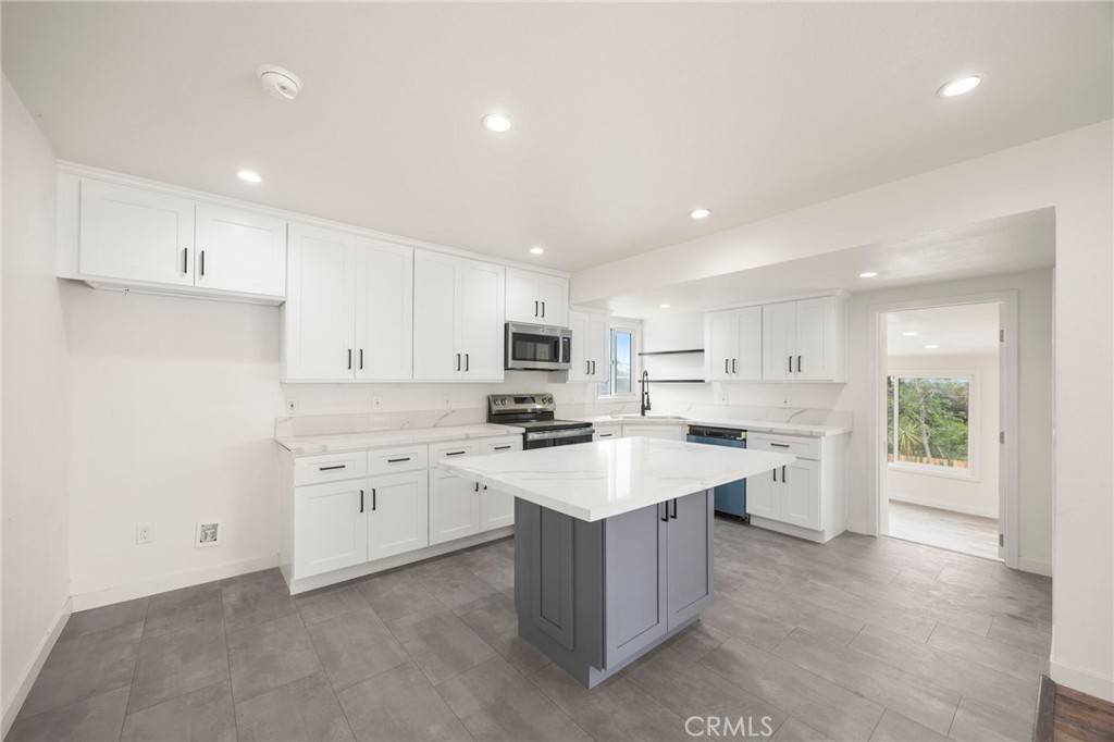 Fullerton, CA 92832,615 Malvern AVE