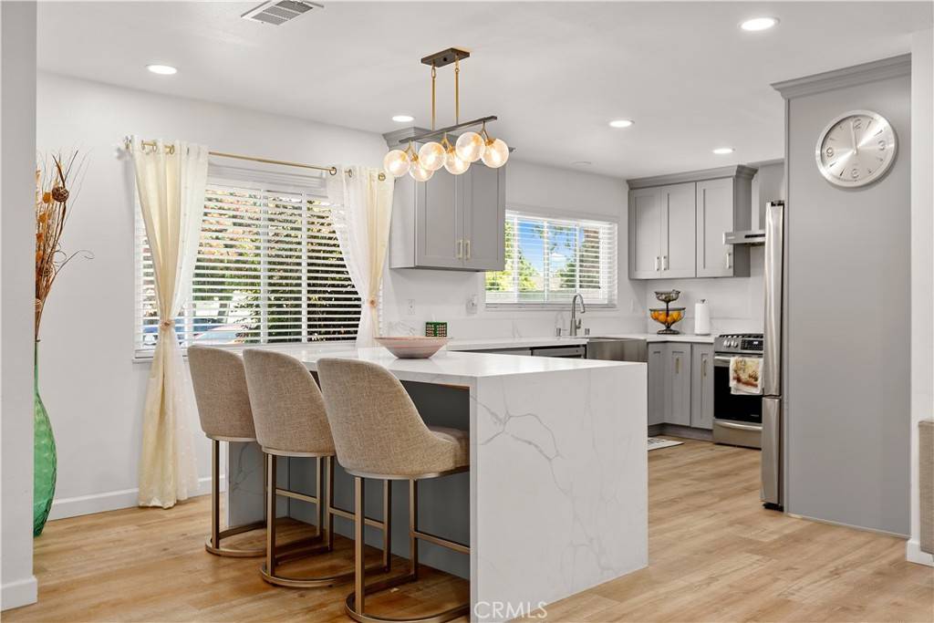 Huntington Beach, CA 92647,6002 Calvin CIR