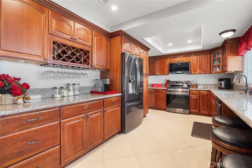 2559 Sandpebble LN, Brea, CA 92821