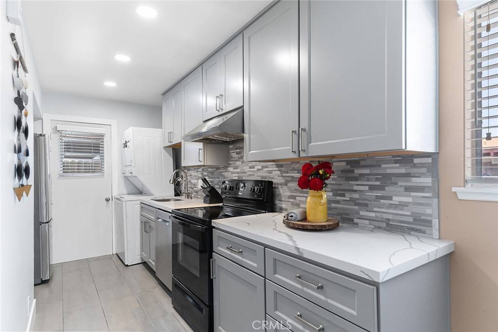 Huntington Beach, CA 92646,10230 Disney CIR