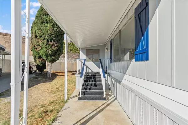 Tustin, CA 92780,141 E Coronado LN