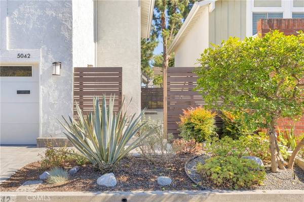 Los Alamitos, CA 90720,5042 Olympic DR