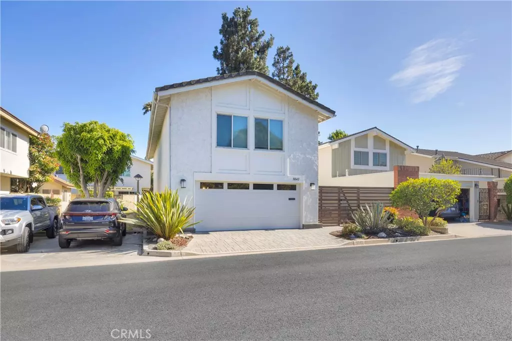Los Alamitos, CA 90720,5042 Olympic DR