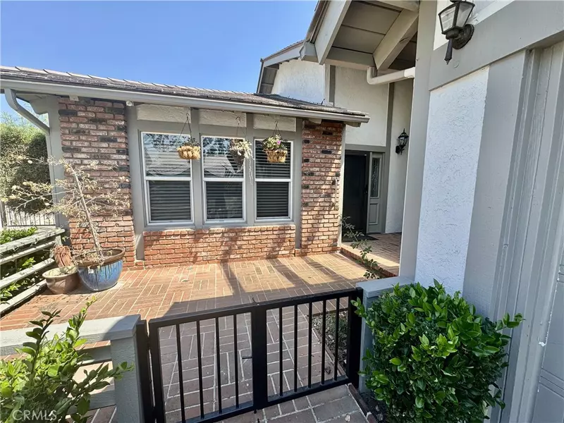 12422 Tudor WAY, Tustin, CA 92780