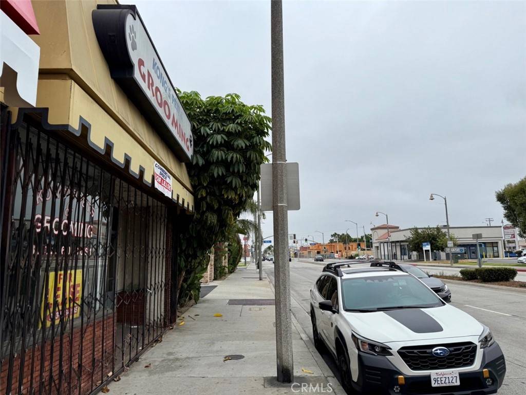 Bell, CA 90201,6320 Atlantic AVE