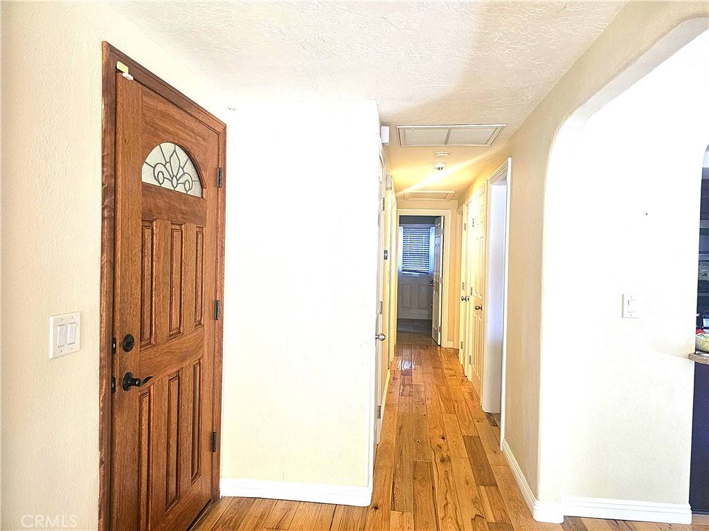 Huntington Beach, CA 92647,6961 Brunswick DR
