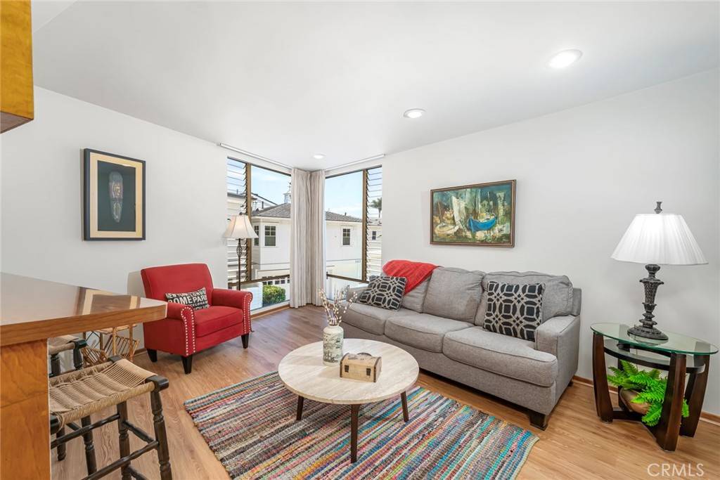 Newport Beach, CA 92662,226 Garnet AVE