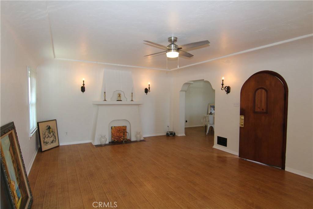 Long Beach, CA 90802,431 Olive