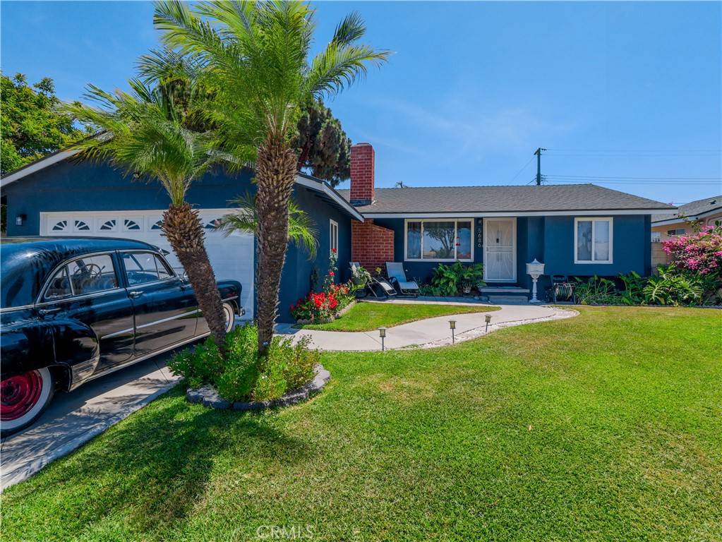 Buena Park, CA 90620,5686 Panama DR