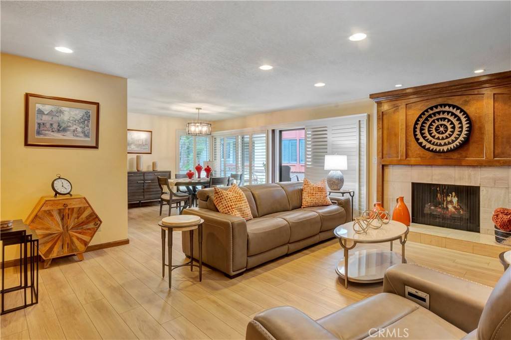 6272 Riviera CIR, Long Beach, CA 90815