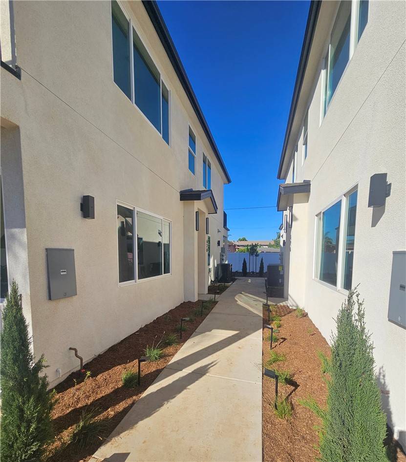 Escondido, CA 92025,630 N Juniper ST