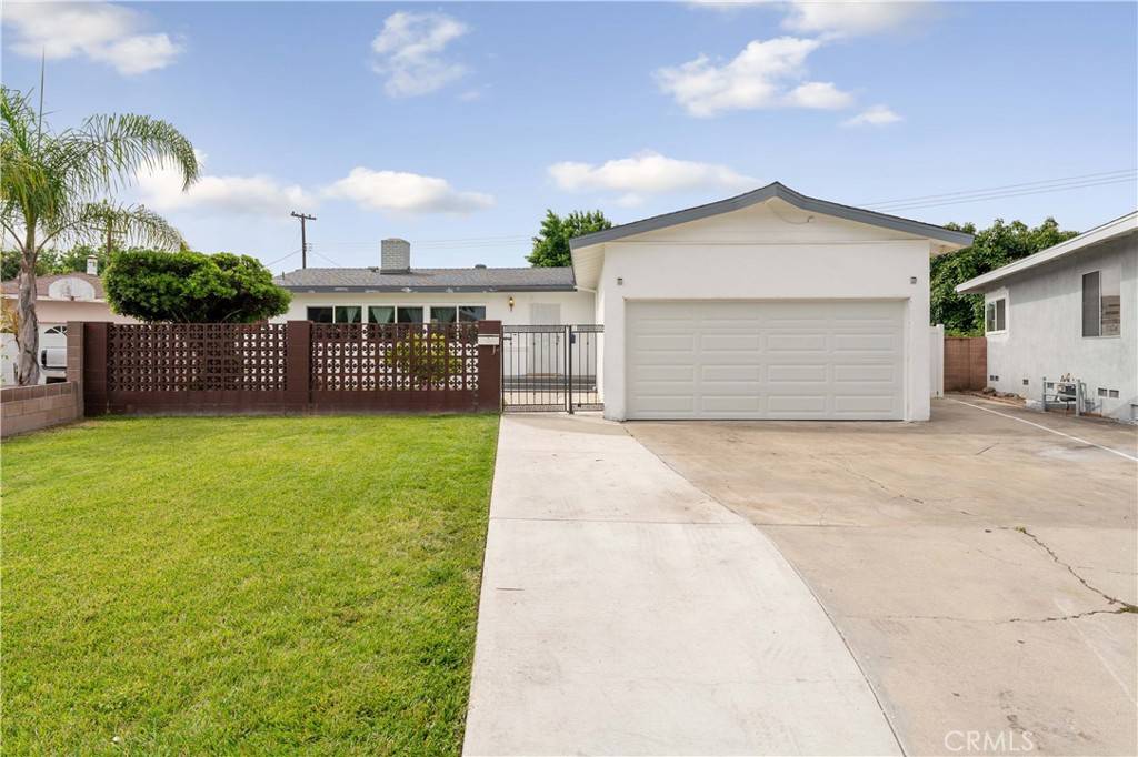 2106 W Judith LN, Anaheim, CA 92804