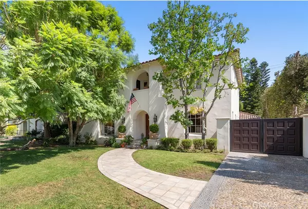 Santa Ana, CA 92706,1811 N Flower ST