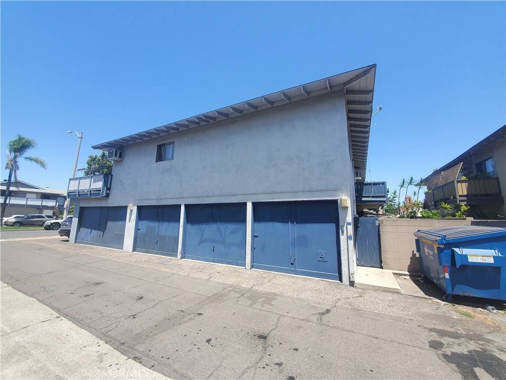 Anaheim, CA 92804,205 S Delano ST #1