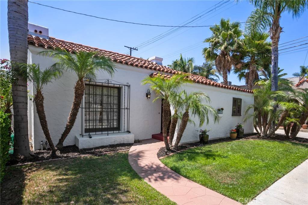 Long Beach, CA 90803,5022 E Broadway