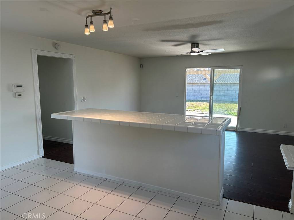 Westminster, CA 92683,15911 Quartz ST