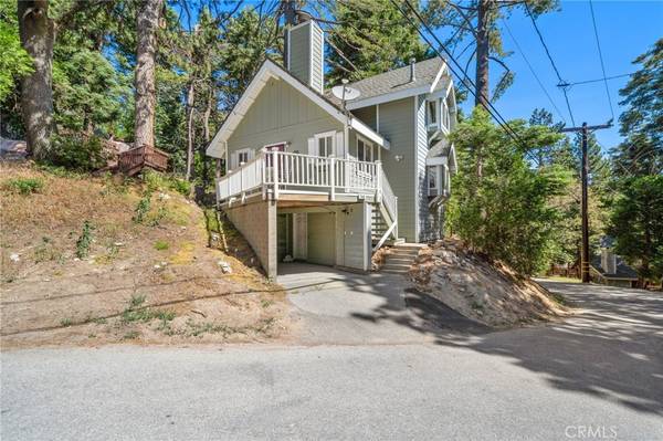 746 W Victoria CT, Lake Arrowhead, CA 92352