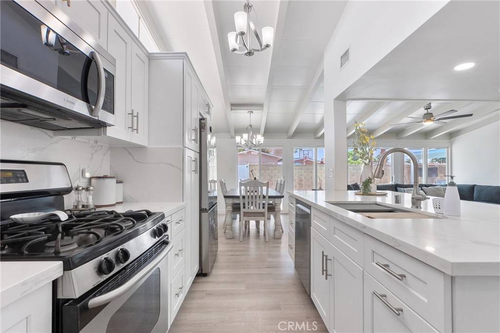 Whittier, CA 90603,10824 Groveside AVE