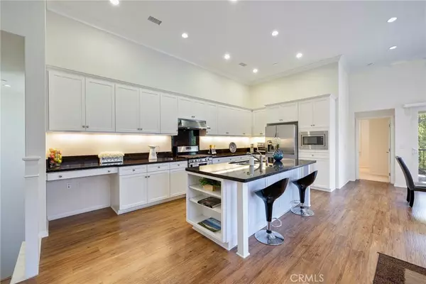 130 Overbrook, Irvine, CA 92620