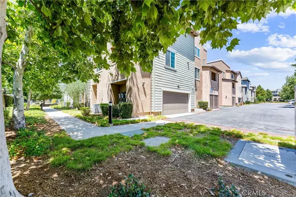 Claremont, CA 91711,1166 Newberry LN #1