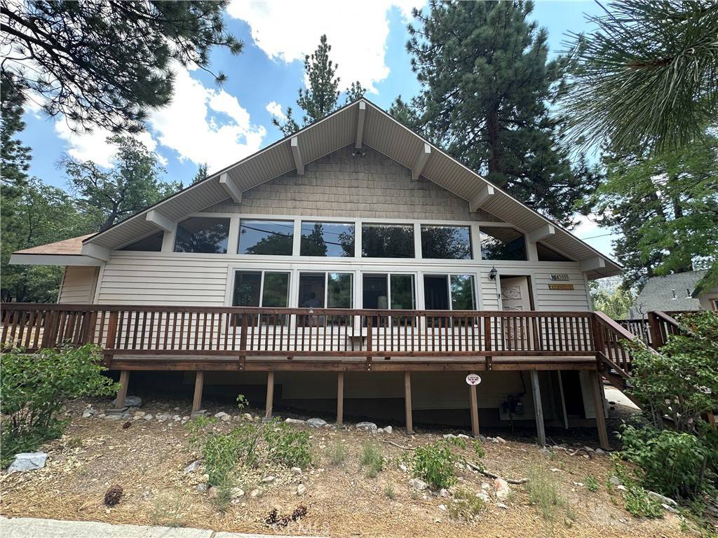 43555 Colusa DR, Big Bear Lake, CA 92315