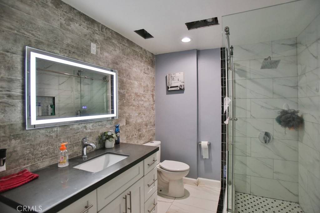 5317 Silver DR, Santa Ana, CA 92703