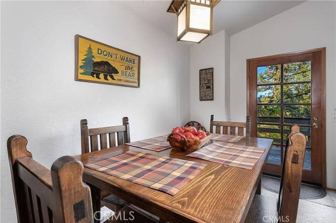 Lake Arrowhead, CA 92352,28374 Larchmont LN