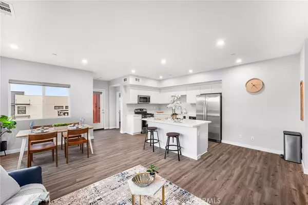 Brea, CA 92821,400 W Central AVE #307