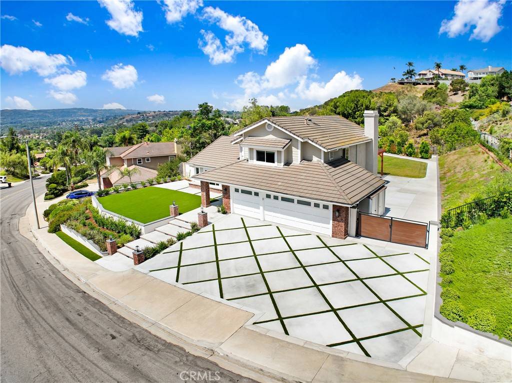 Yorba Linda, CA 92887,5025 Stonehaven DR