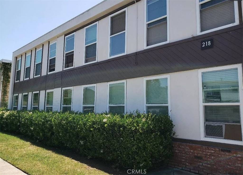Orange, CA 92867,218 W Wilson AVE
