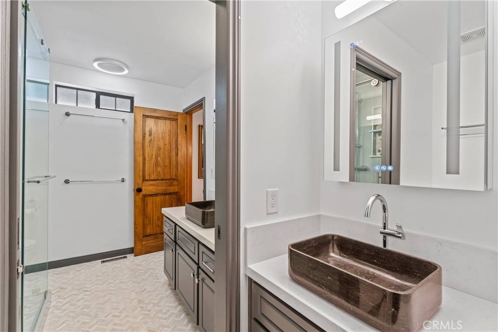 Lake Arrowhead, CA 92352,1364 Toronto DR