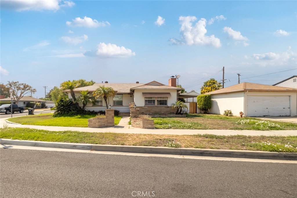 Whittier, CA 90606,6837 Boer AVE