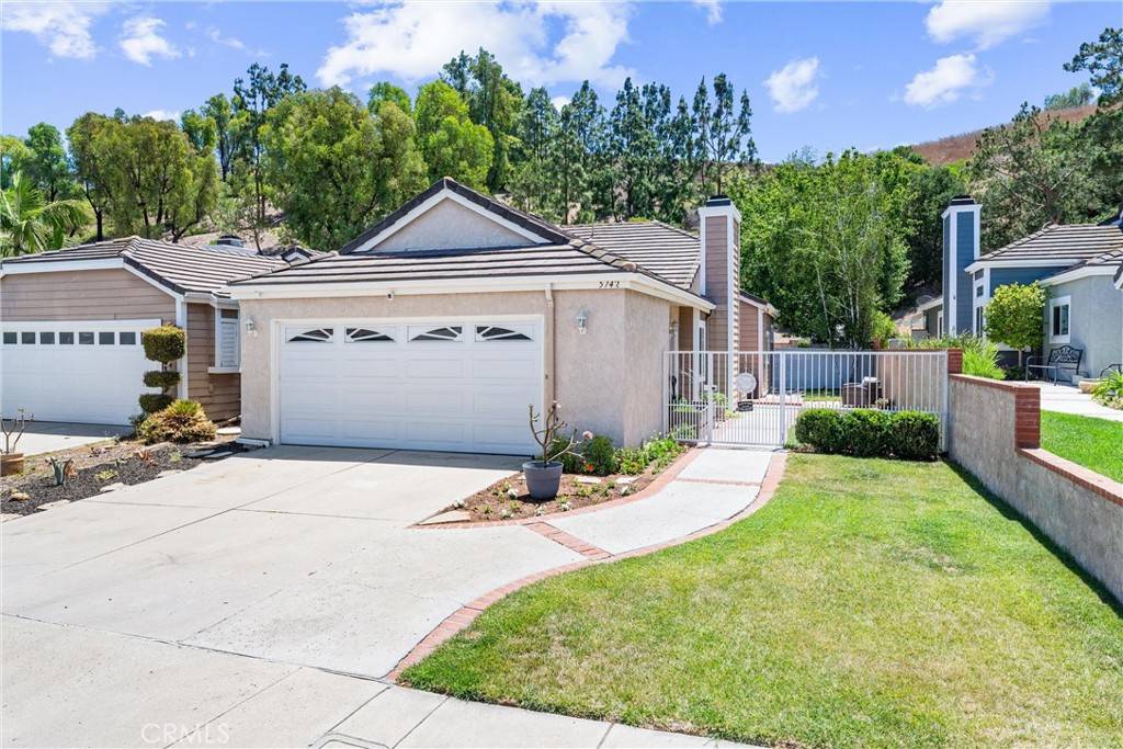 5742 E Hudson Bay DR, Anaheim, CA 92807