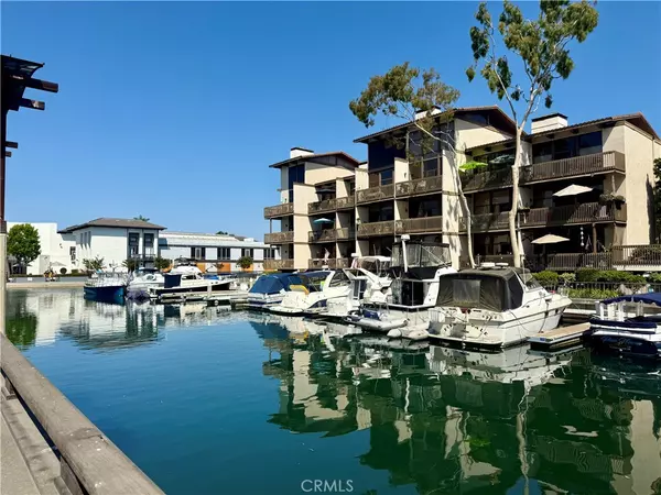 9116 Marina Pacifica DR N, Long Beach, CA 90803