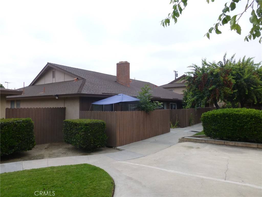 Anaheim, CA 92802,2115 1/2 S Broden ST #B