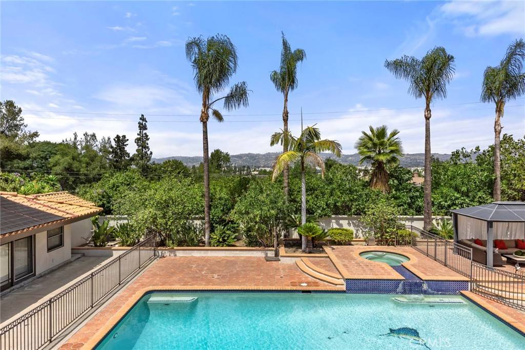 417 W Las Palmas DR, Fullerton, CA 92835