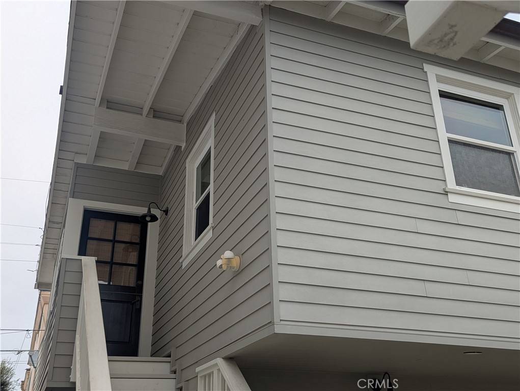 425 Orchid AVE #Rear, Corona Del Mar, CA 92625