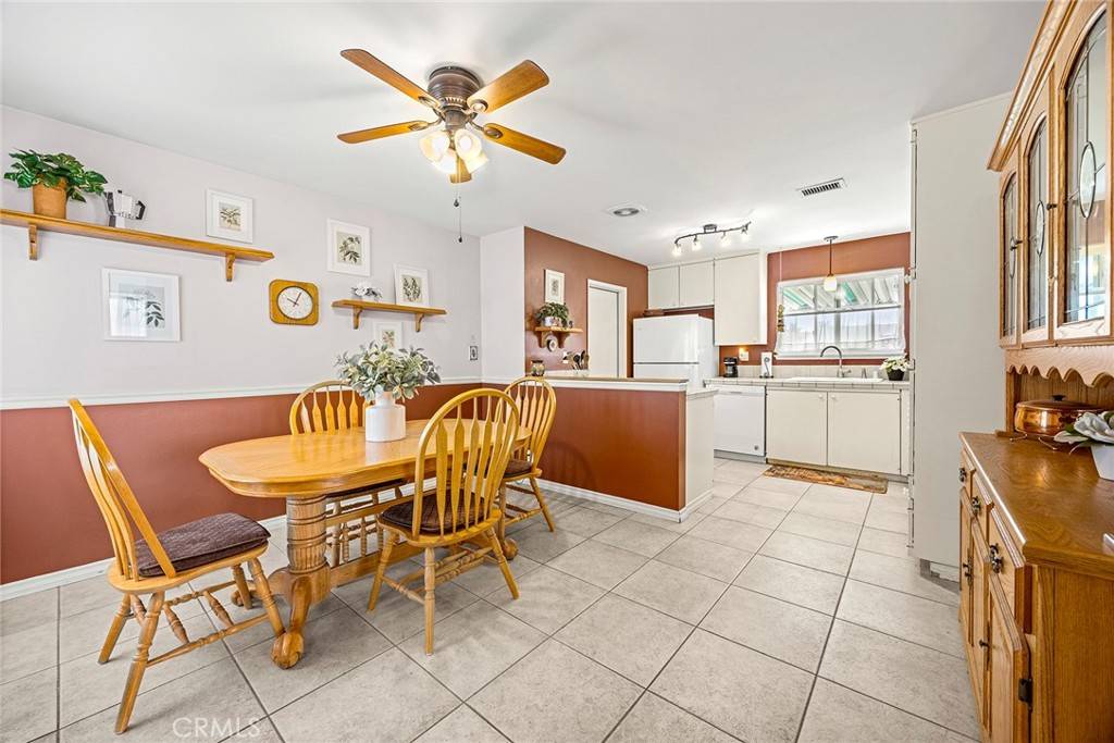 Placentia, CA 92870,402 Jade Ave