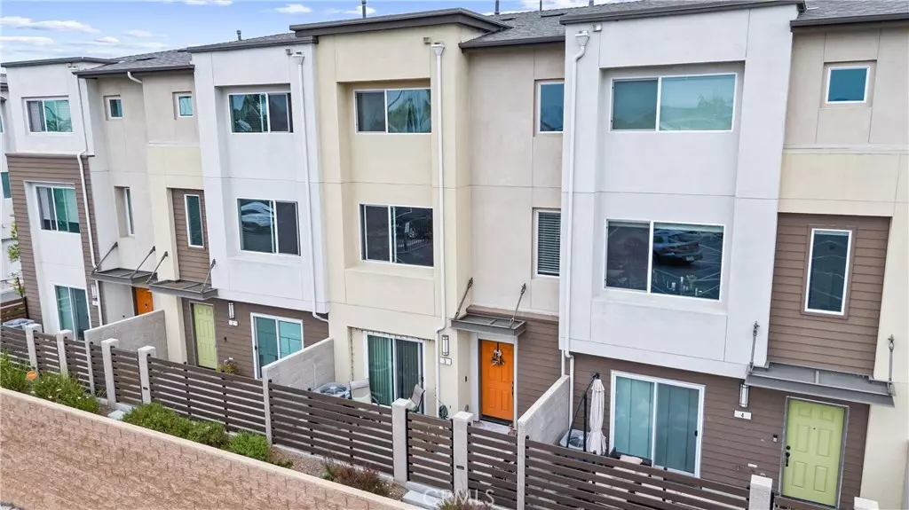 Gardena, CA 90247,14053 Spurlock LN #3