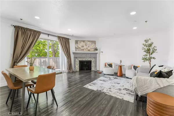1100 Euclid AVE #104, Long Beach, CA 90804