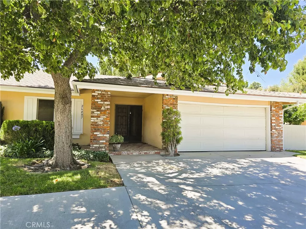 Newhall, CA 91321,26487 Fairway CIR